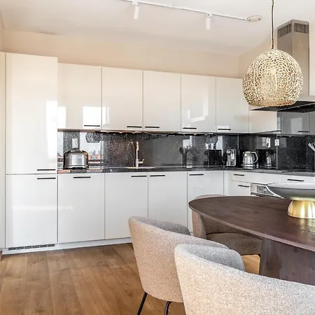 Luxury Penthouse Near Scheveningen Appartement